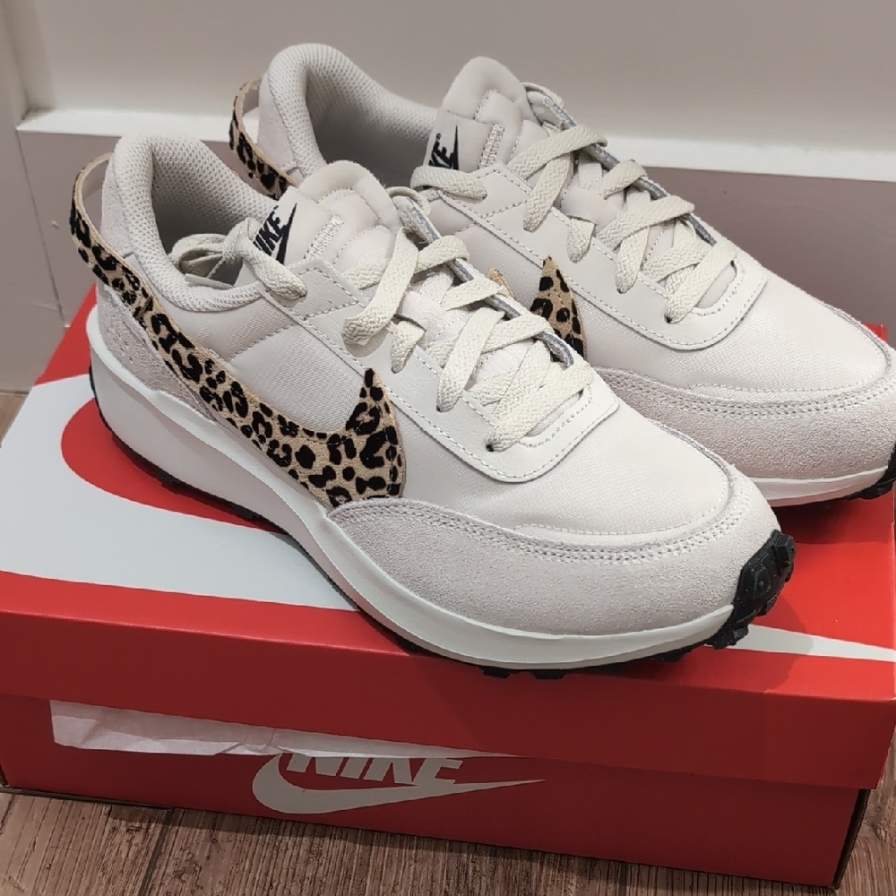Nike Women's Cream and Leopard Print Sneakers
